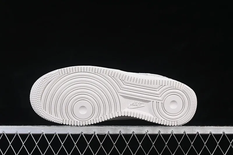 All categories Nk Air Force 1 Air Force series Nk Air Force 1 Low Air Force low-top C version Nike Air Force 1'07 Low Year of the Horse limited edition Air Force 1 low-top casual sneakers IQ1119-011